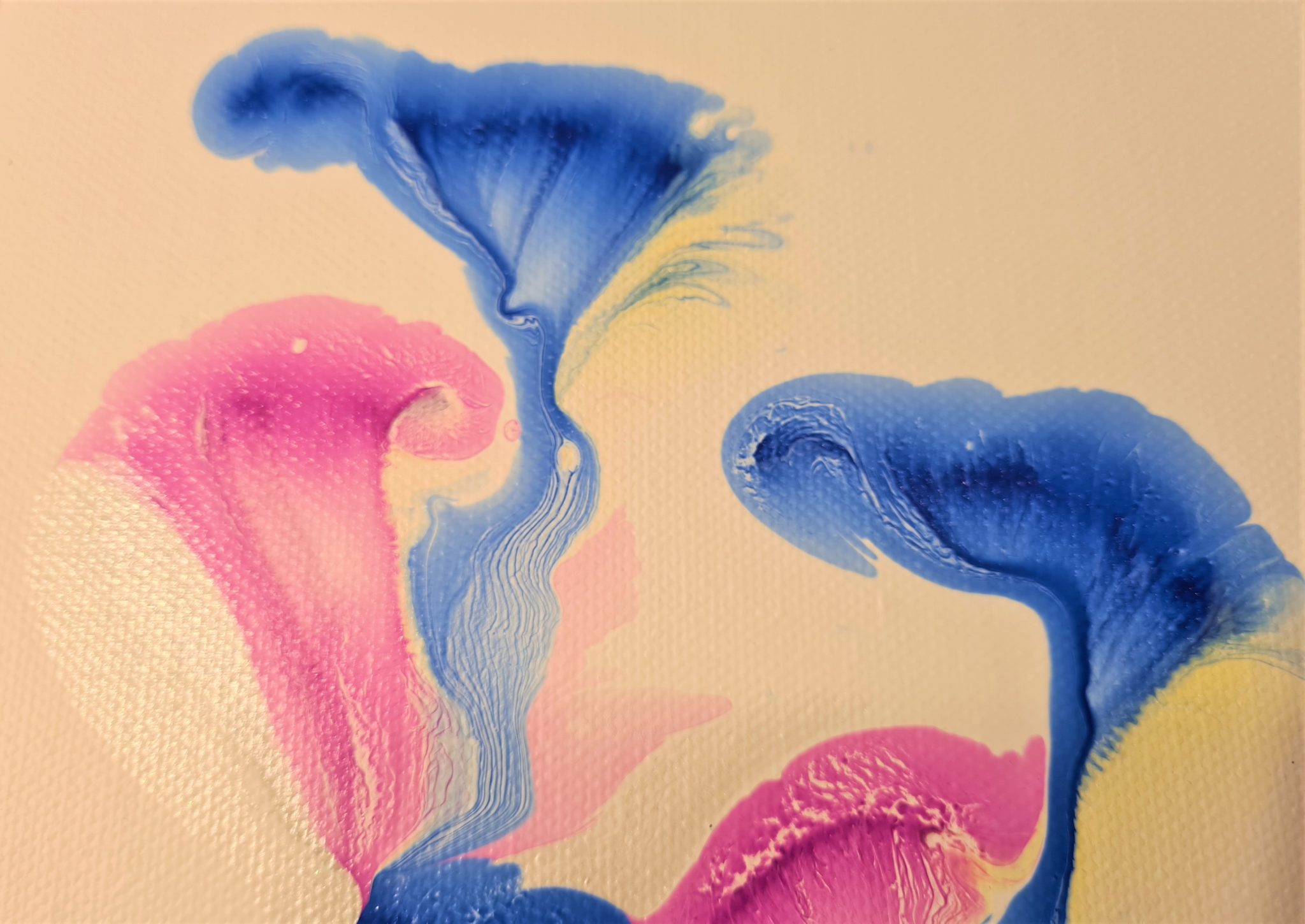 String Pour Pouring so schön + einzigartig wie eine Blume Pouringpaws